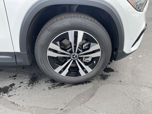 Certified 2025 Mercedes-Benz GLA 250 image 30