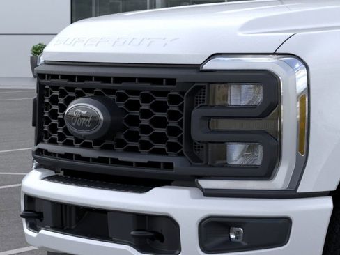 New 2025 Ford F250 Lariat w/ Lariat Ultimate Package image 17