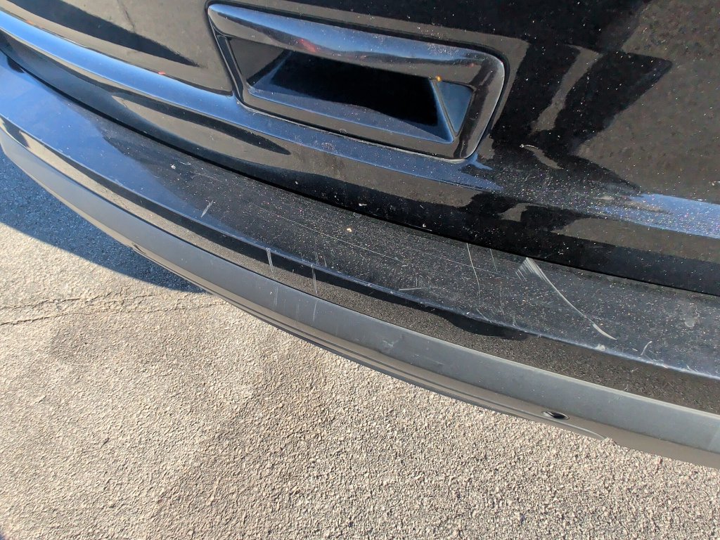 Used 2014 Ford Explorer XLT FWD image 17