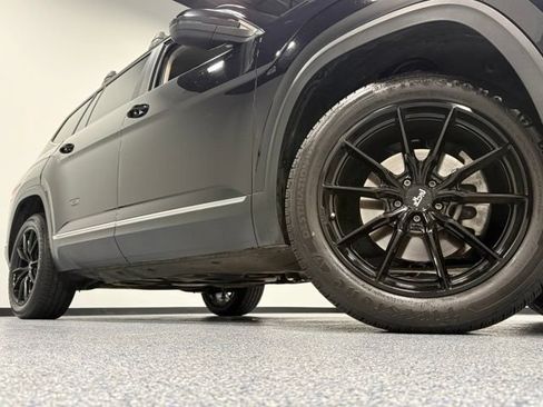 Used 2019 Volkswagen Atlas SEL AWD/4WD image 3