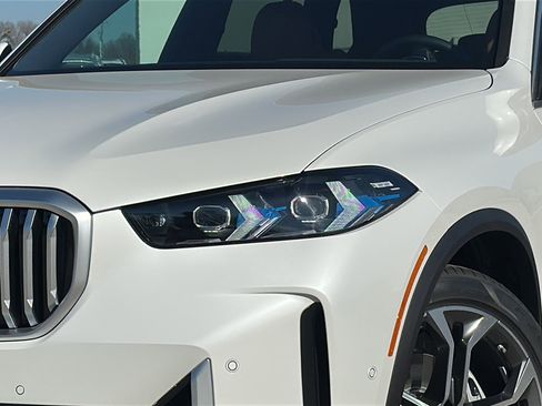 New 2026 BMW X5 xDrive40i image 4