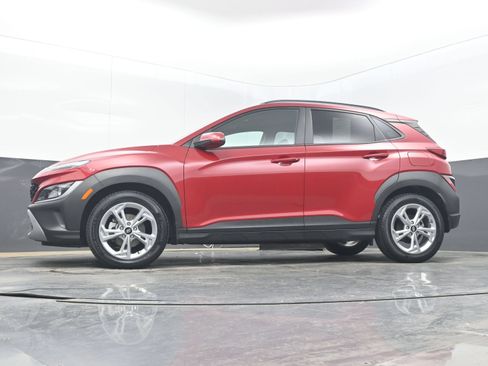 Used 2022 Hyundai Kona SEL w/ Cargo Package FWD image 27