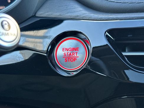 Certified 2023 Acura MDX SH-AWD w/ Advance Package image 22