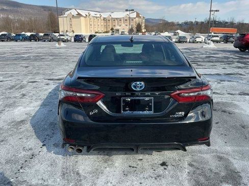 Used 2022 Toyota Camry XSE w/ Cold Weather Package image 6