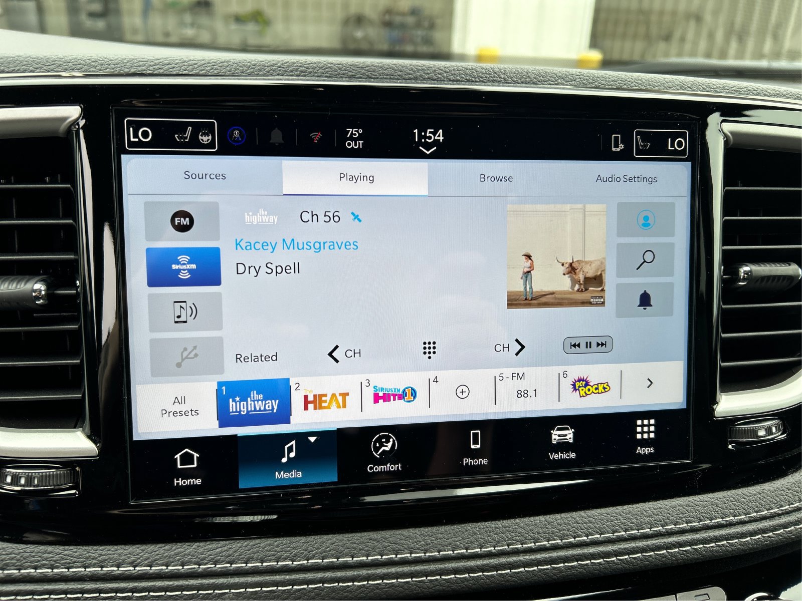 New 2026 Chrysler Pacifica Select FWD image 32