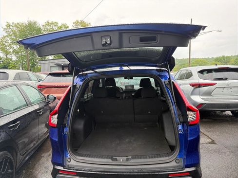 Used 2023 Honda CR-V Sport image 9