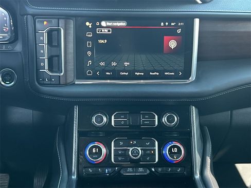 Used 2024 GMC Yukon Denali Ultimate image 24