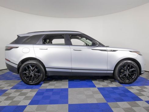 Used 2024 Land Rover Range Rover Velar S image 4