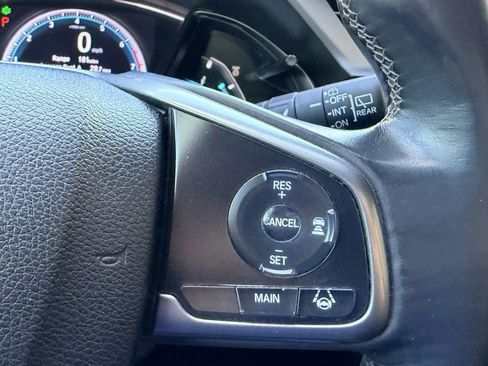 Used 2018 Honda Civic EX-L image 9