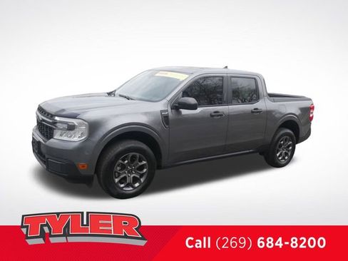 Used 2023 Ford Maverick XLT FWD image 3