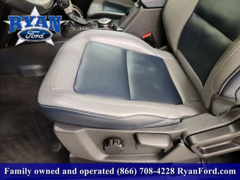 Certified 2023 Ford Bronco Outer Banks w/ Sasquatch Package image 17