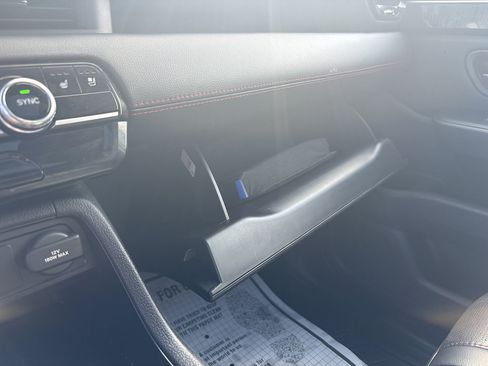 Used 2025 Honda Pilot Black Edition image 36