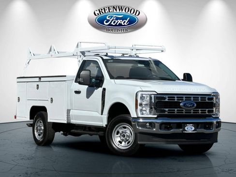 New 2025 Ford F350 XL w/ XL Chrome Package AWD/4WD image 1