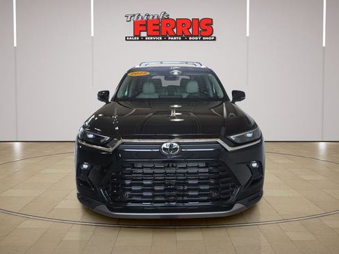 Used 2025 Toyota Grand Highlander AWD Hybrid image 2