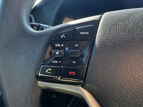 Used 2018 Hyundai Tucson SE w/ Cargo Package image 28