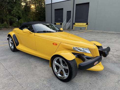 Used 2000 Plymouth Prowler image 14
