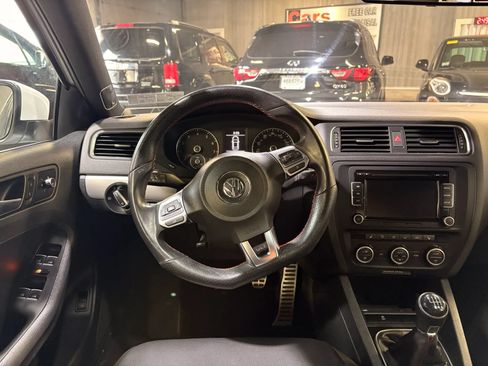 Used 2013 Volkswagen Jetta GLI Autobahn FWD image 13