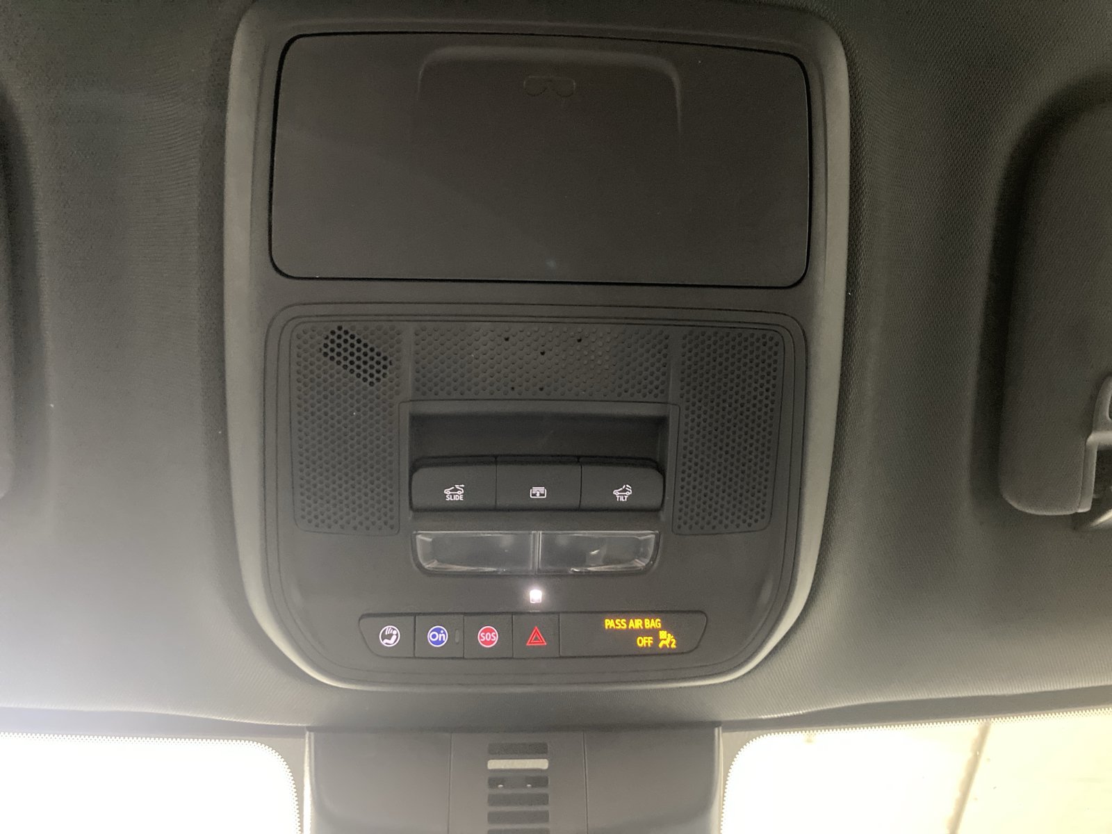 Used 2024 GMC Acadia AT4 w/ Luxury Package AWD/4WD image 21