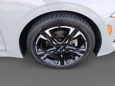 Used 2023 Kia K5 GT-Line image 16