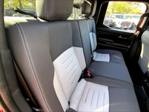 Used 2025 Toyota Tacoma TRD Off-Road image 18