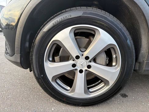 Used 2019 Mercedes-Benz GLC 300 image 10