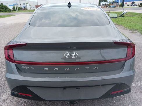 Used 2022 Hyundai Sonata SEL w/ Cargo Package FWD image 4