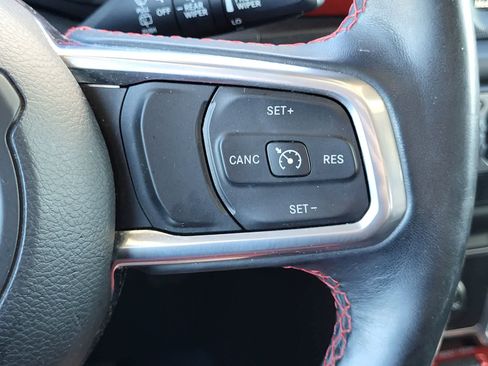 Used 2019 Jeep Wrangler Unlimited Rubicon AWD/4WD image 18