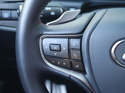 Used 2025 Lexus ES 350 F Sport FWD image 18