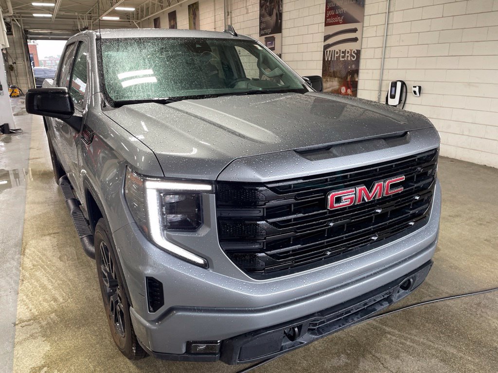 Used 2024 GMC Sierra 1500 Elevation AWD/4WD image 9