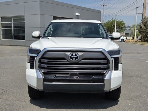 Used 2023 Toyota Tundra Limited AWD/4WD image 8
