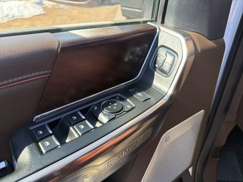 Used 2024 Ford F350 King Ranch image 15