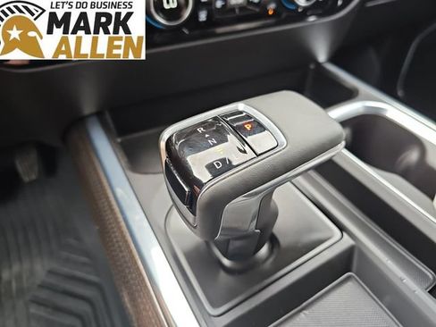 Used 2024 Chevrolet Silverado 1500 RST AWD/4WD image 15