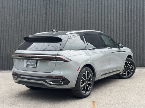 New 2026 Lincoln Nautilus Reserve AWD/4WD image 7
