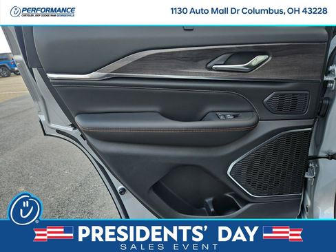 New 2025 Jeep Grand Cherokee Overland w/ Adv Protech Group III image 14