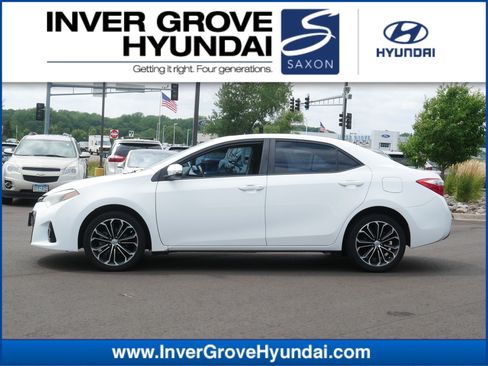 Used 2015 Toyota Corolla S FWD image 1