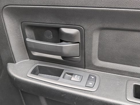 Used 2019 RAM 1500 Express w/ Express Value Package image 21