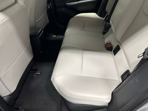 Used 2025 Toyota Prius XLE image 45