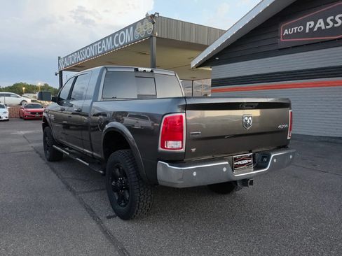 Used 2016 RAM 2500 Laramie w/ Cold Weather Group AWD/4WD image 3