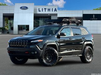 Used 2018 Jeep Cherokee Trailhawk w/ Comfort/Convenience Group video 1