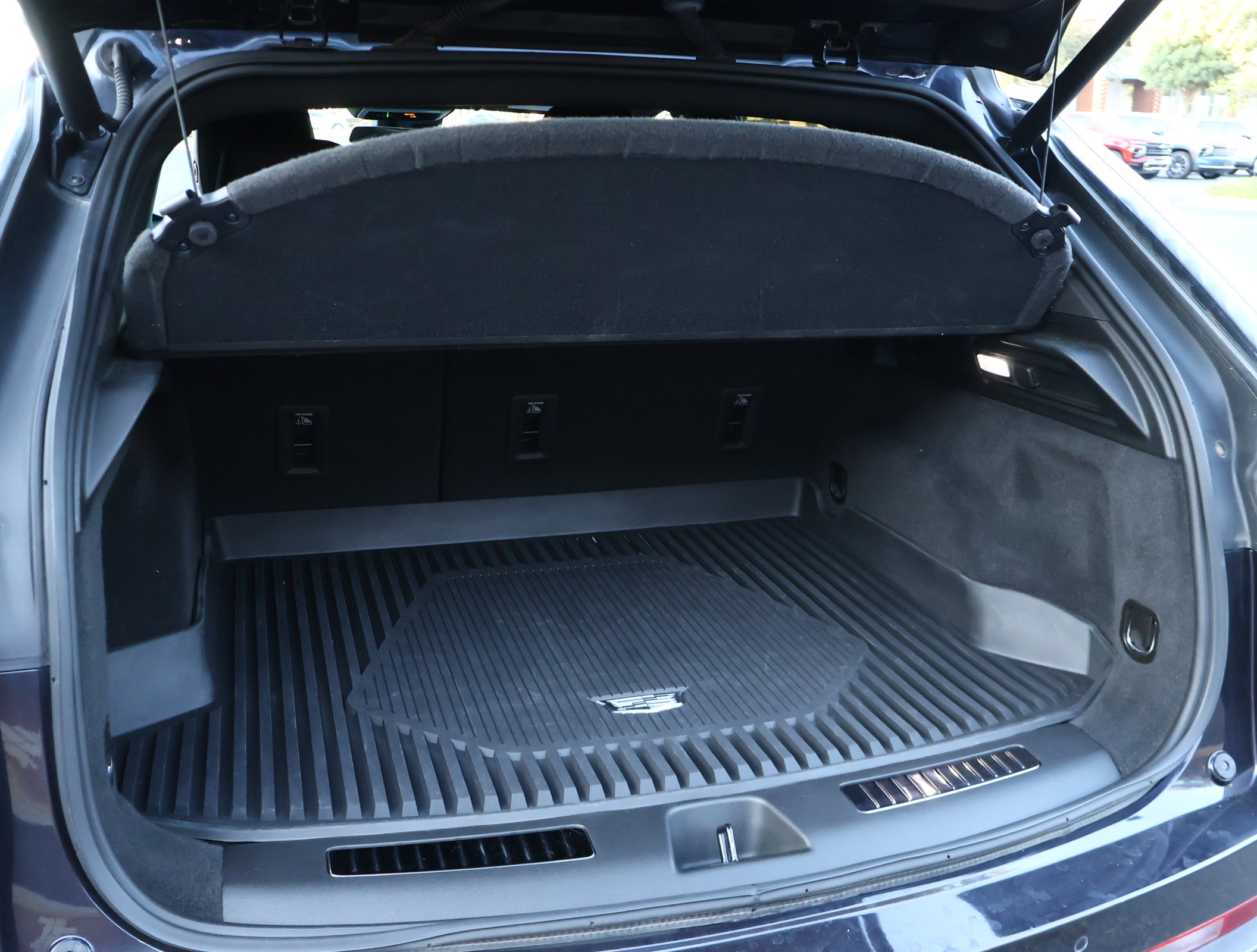 Used 2023 Cadillac XT4 Sport FWD image 24