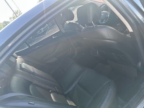 Used 2016 Kia Cadenza Premium image 16