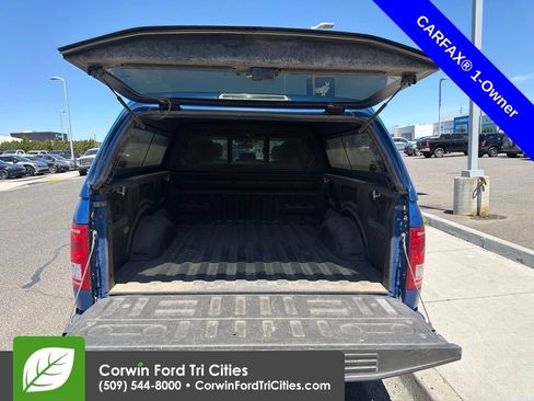 Used 2017 Ford F150 XLT w/ Equipment Group 302A Luxury AWD/4WD image 7
