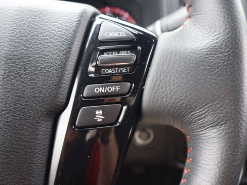 Used 2023 Nissan Frontier PRO-4X w/ Pro Convenience Package AWD/4WD image 17