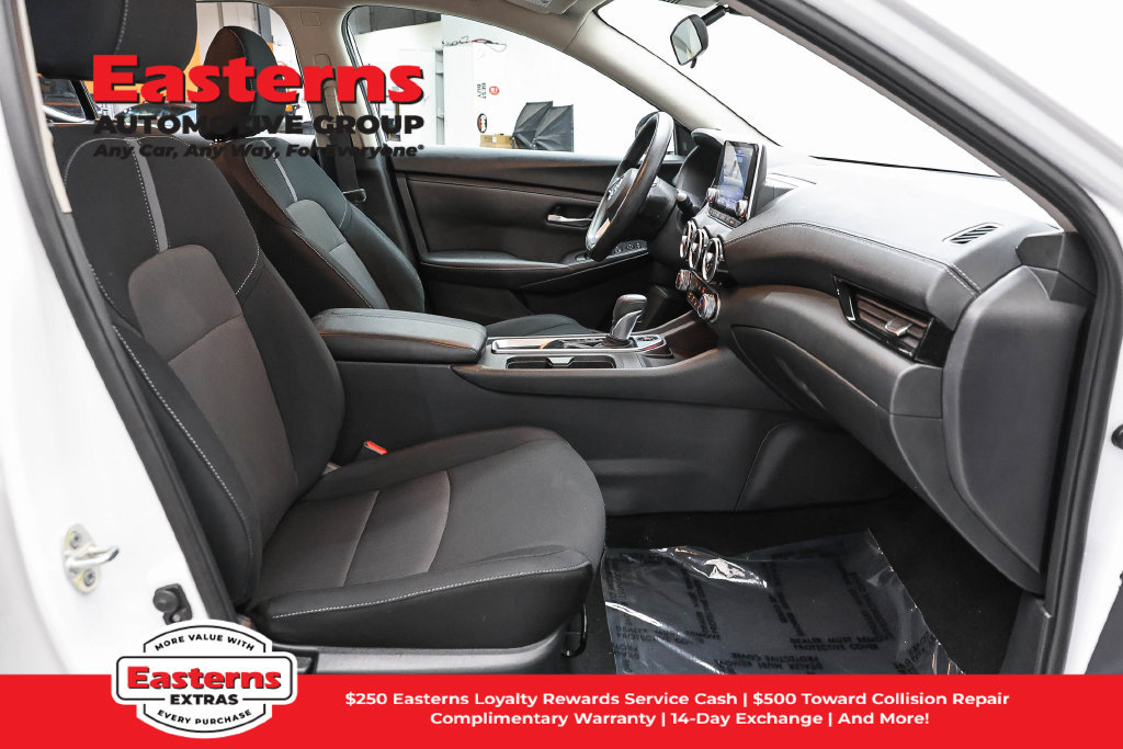 Used 2023 Nissan Sentra SV FWD image 25