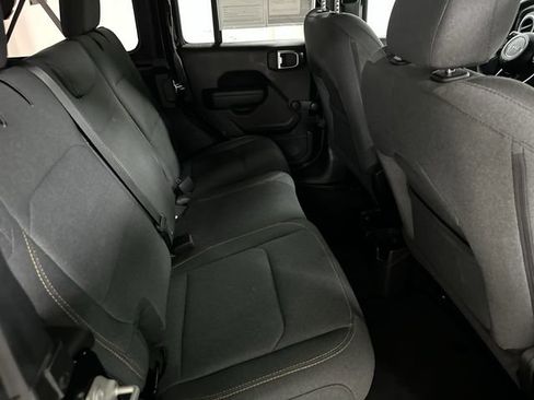 Used 2024 Jeep Wrangler Unlimited Sport AWD/4WD image 17