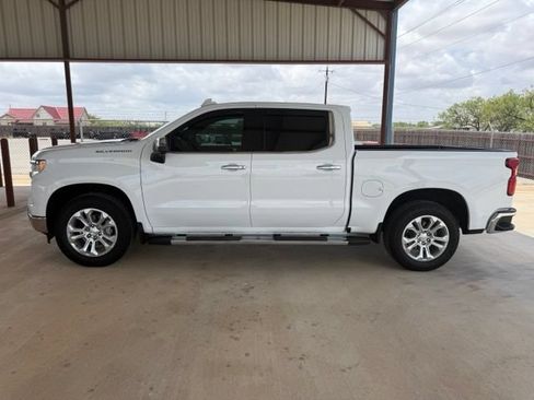 Used 2024 Chevrolet Silverado 1500 LTZ AWD/4WD image 4