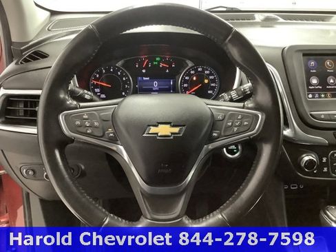 Used 2020 Chevrolet Equinox LT w/ Driver Convenience Package image 16