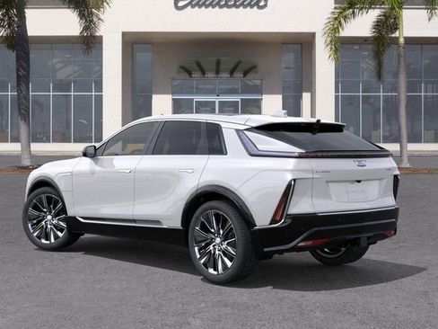 New 2025 Cadillac Lyriq Luxury w/ Nappa Leather Package image 3