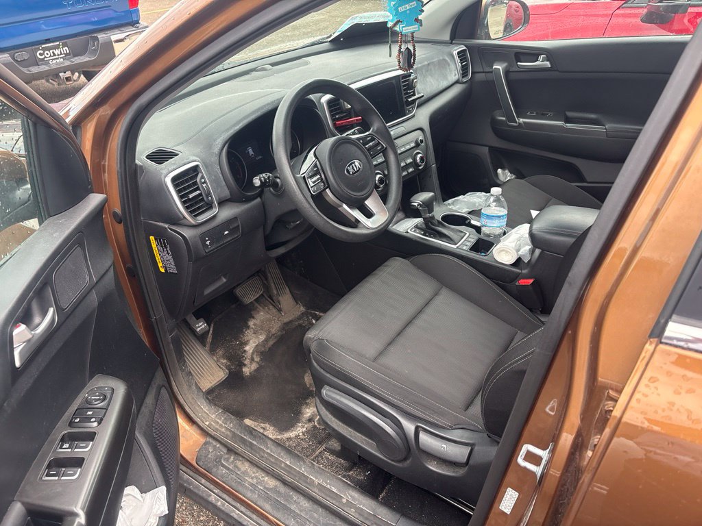 Used 2020 Kia Sportage LX AWD/4WD image 13