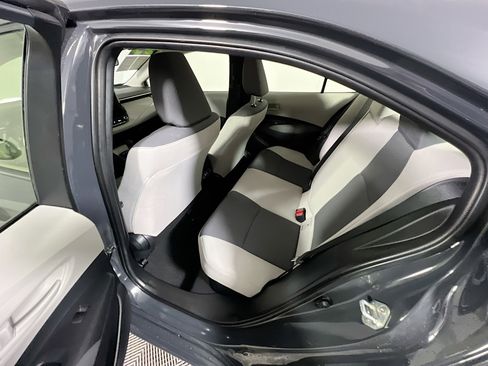 Used 2025 Toyota Corolla LE FWD image 29